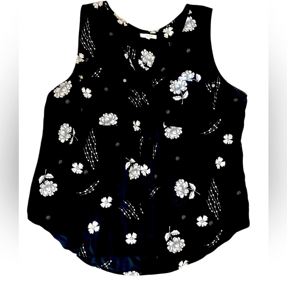 Woman’s floral sleeveless blouse